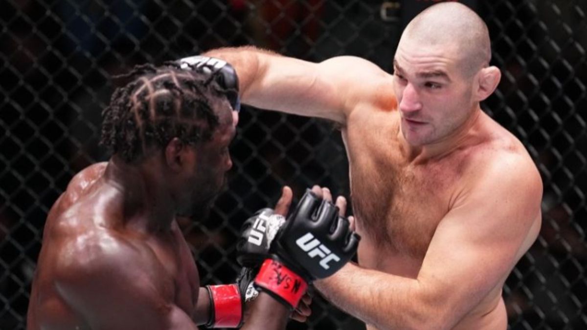 MMA Twitter Reacts To Jared Cannonier Outworking Sean Strickland At UFC